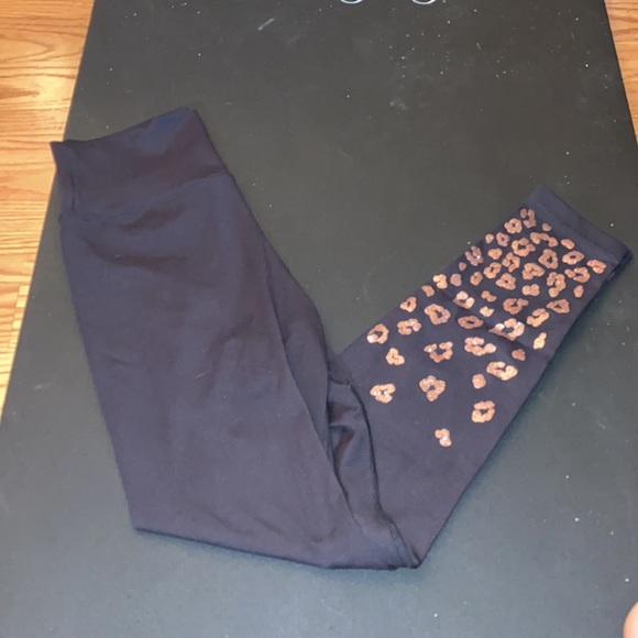 Beach Riot Ombre Leopard Leggings - Picture 6 of 7